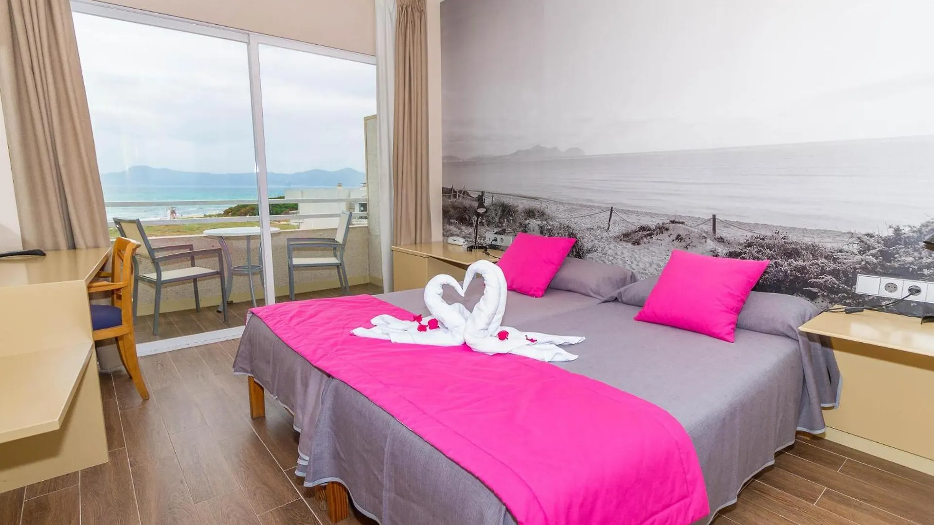 Eix Platja Daurada Hotel & Spa Can Picafort  Apart Otel